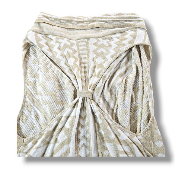 2b Bebe Cardigan Size Small White Beige Geometric Print Sleeveless Open Vest - Picture 6 of 10